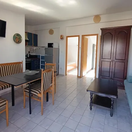 Apartmán With Parking Space Pag - 21220 Pag Town